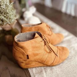 Suede Wedge Boots Size 9