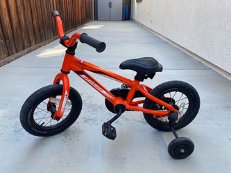 Specialized Hotrock Kids Bike with Training Wheels