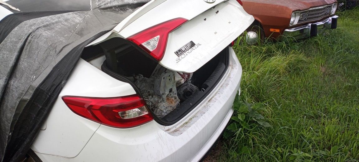 Hyundai Sonata Parts
