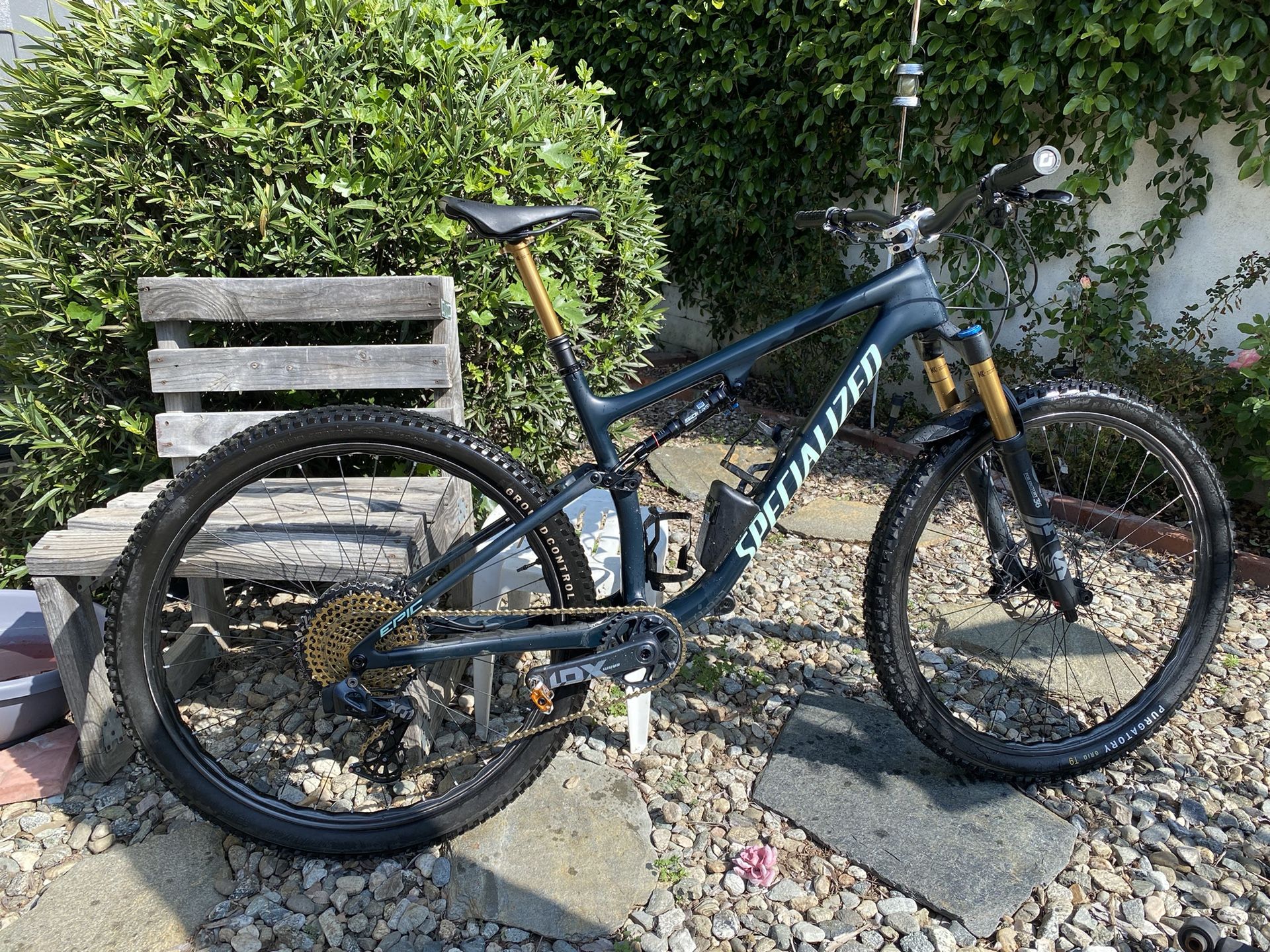 Specialized Epic Evo Lg Mountain Bike 