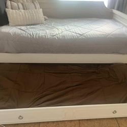 2 Twin Bed 