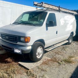 2007 Ford E-250