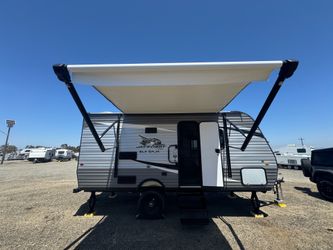 2021 Custom Jayco Jayflight Baja 183RB camper trailer