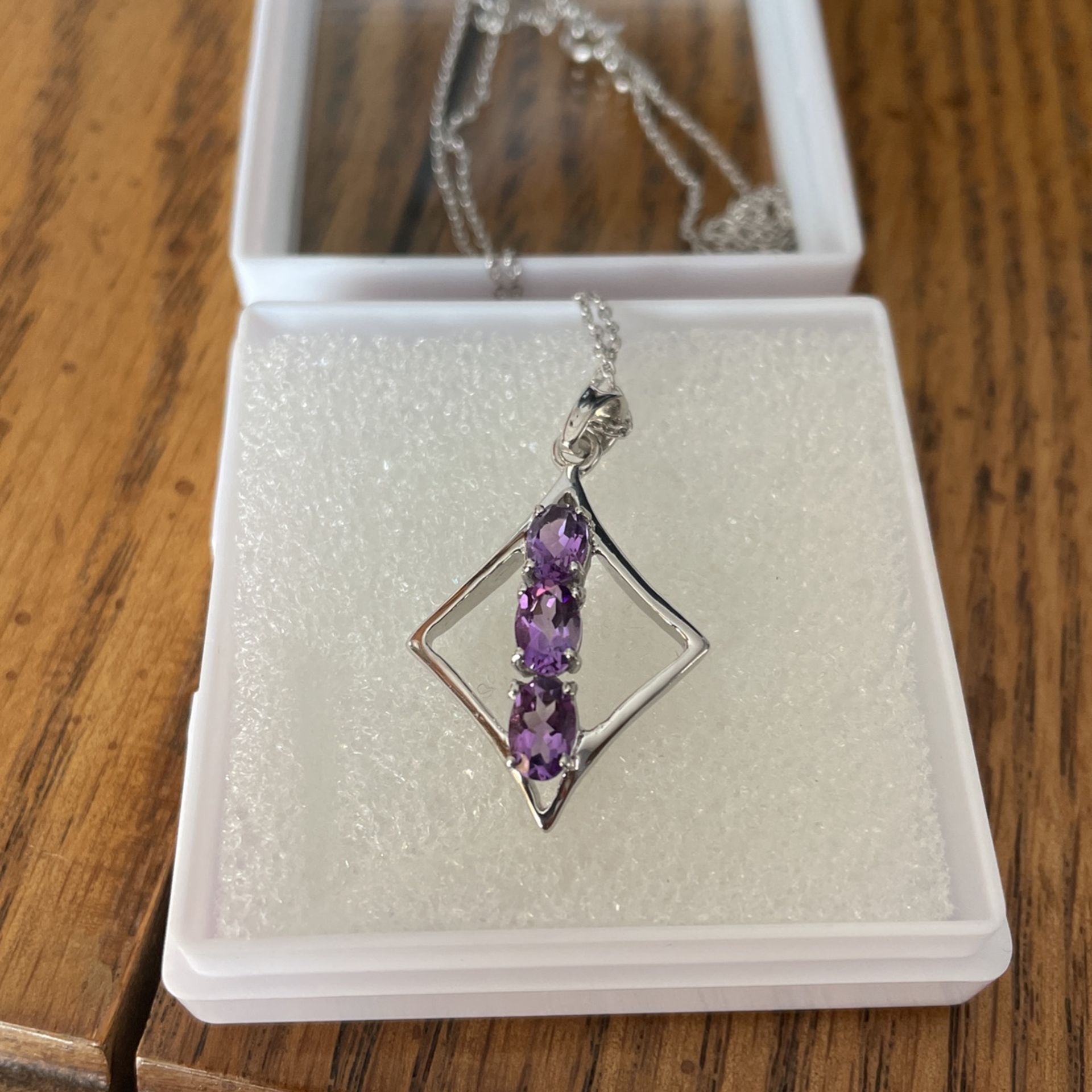 3.76ct Oval Cut Amethyst Sterling Silver Pendant With 18” Chain