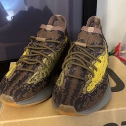 Men’s Yeezys