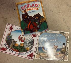Jan Brett books bundle - The Hat, Comet's Nine Lives, ,Hedgehog's Surprise, Berlioz the Bear