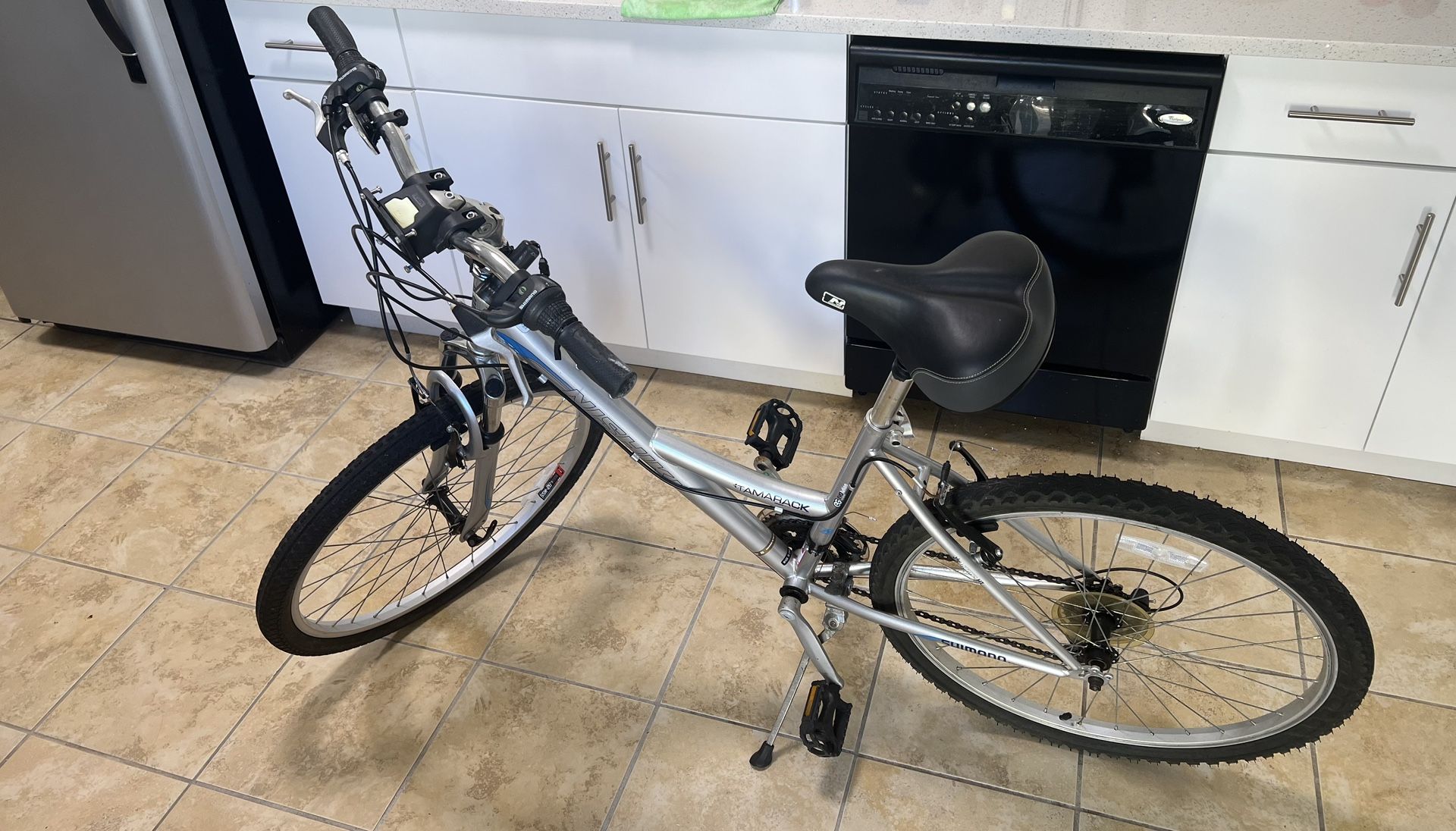🚴‍♂️ Folding Bike – Shimano Gears – Great Condition!