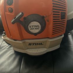  Leaf Blower