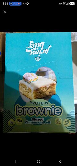 Protein brownies glazed cinnamon roll