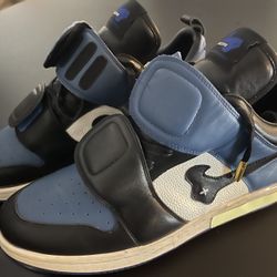 SIA Collective all leather sk8 size 12 Royal 