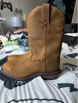Dan post boots steel toe…. 9 men
