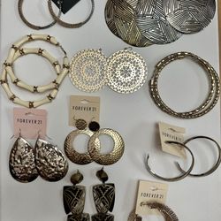 Accessories 11 Earrings , 2 Bracelets  And 1 Necklace