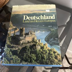 Deutschland Land im Herzen Europas Hardcover German Karlheinz Schonherr Book