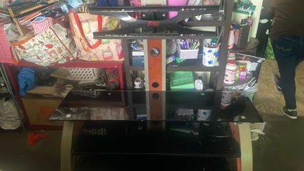 Z-Line TV Black & Bourbon Mount