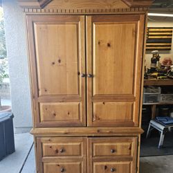 Solid Pine Hutch....... FREE. Pick Up ASAP