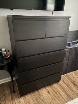 Black Dresser