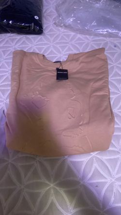 Tan men’s sweater