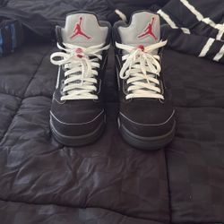 Jordan 5 Metallic Black