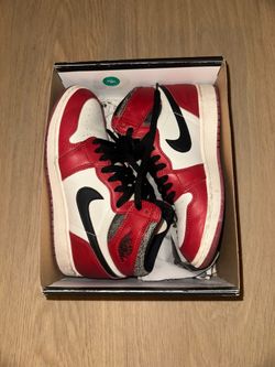 Jordan 1 Retro High OG Chicago - Women’s 6