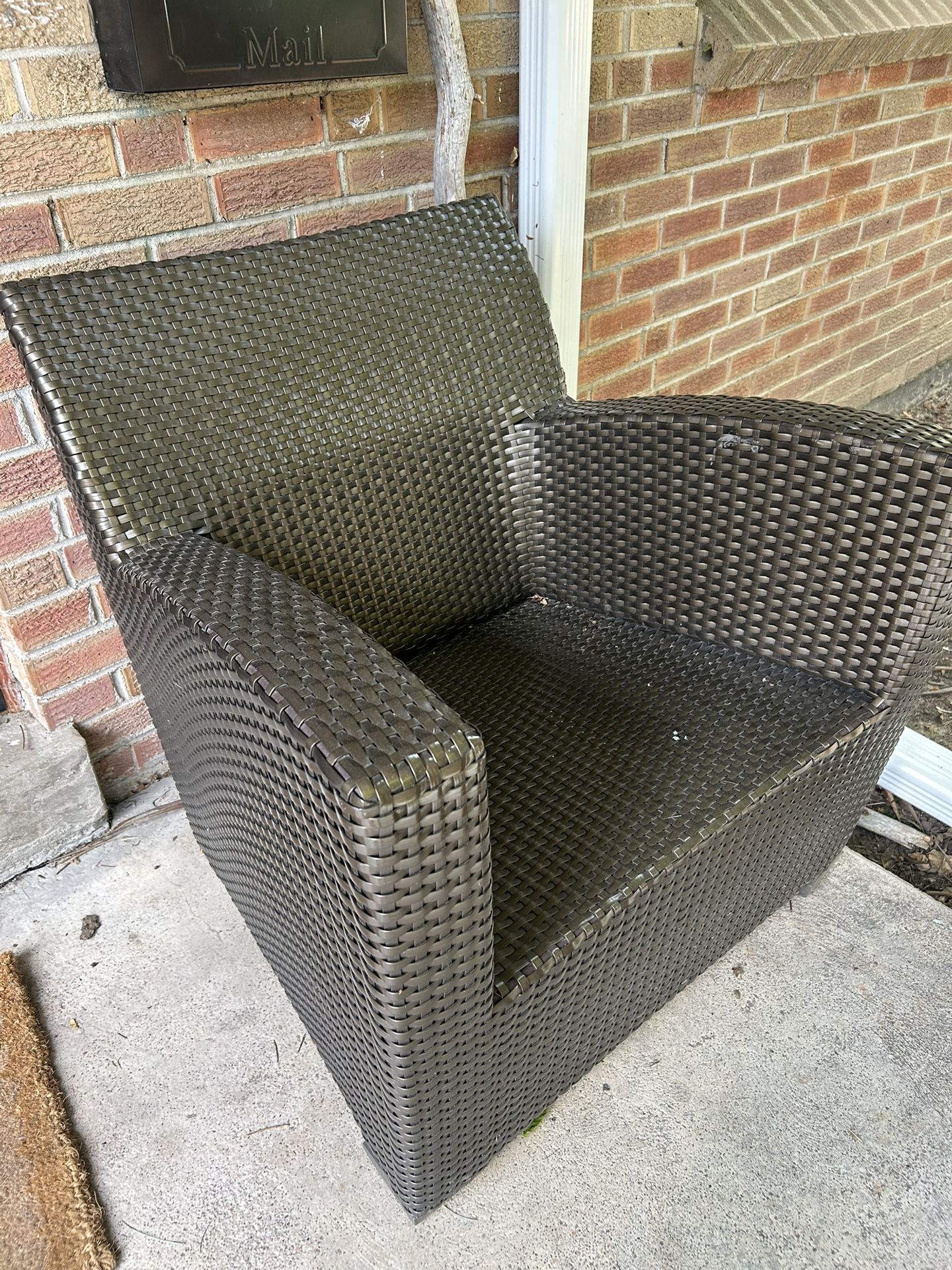 Brown Jordan Lounge Chair