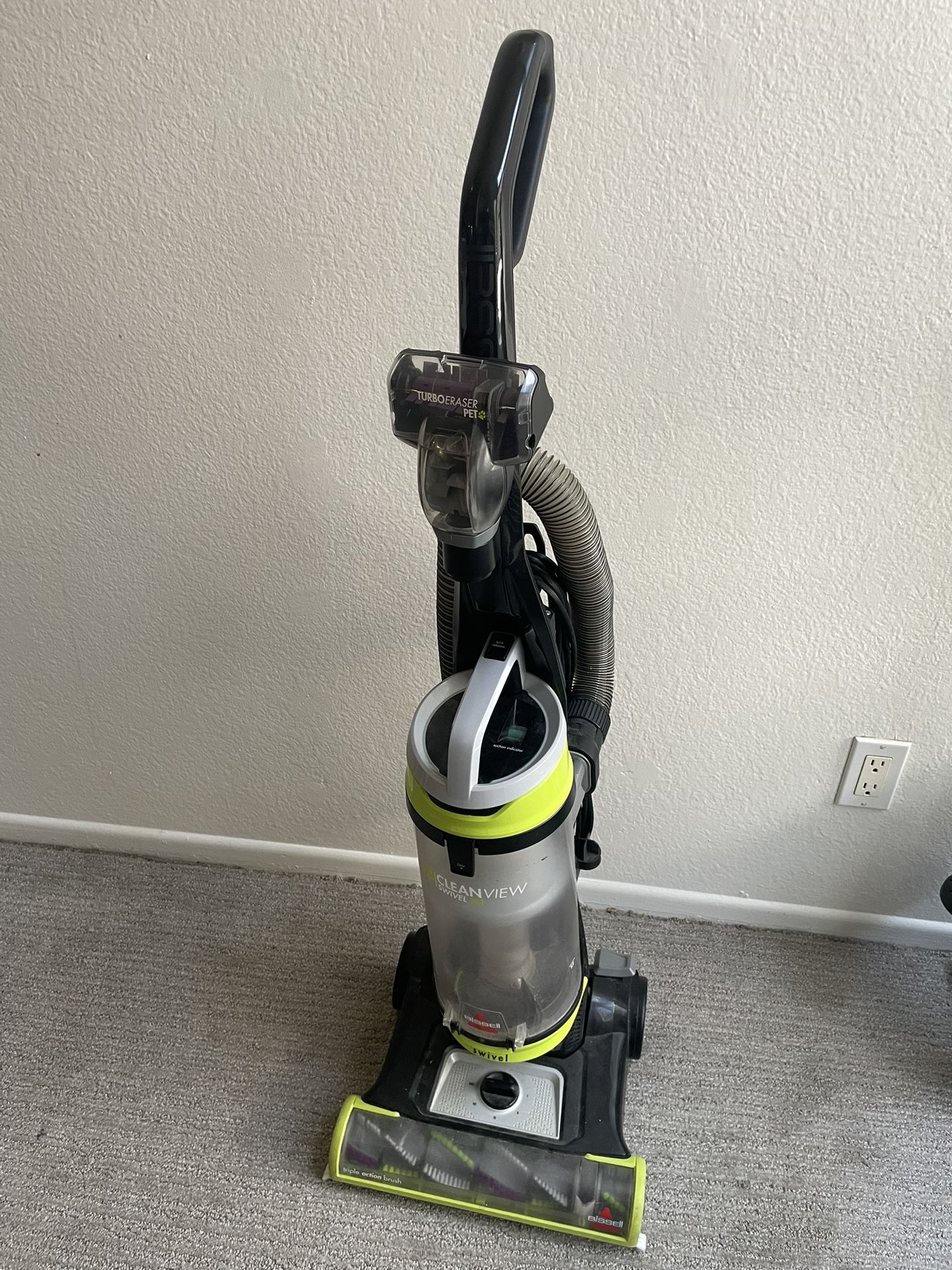 Bissel Vacuum  For Pets, With Attachments 