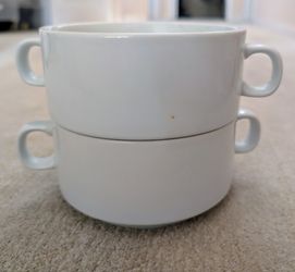 White oversized jumbo large soup mugs stacking with handles, set of two