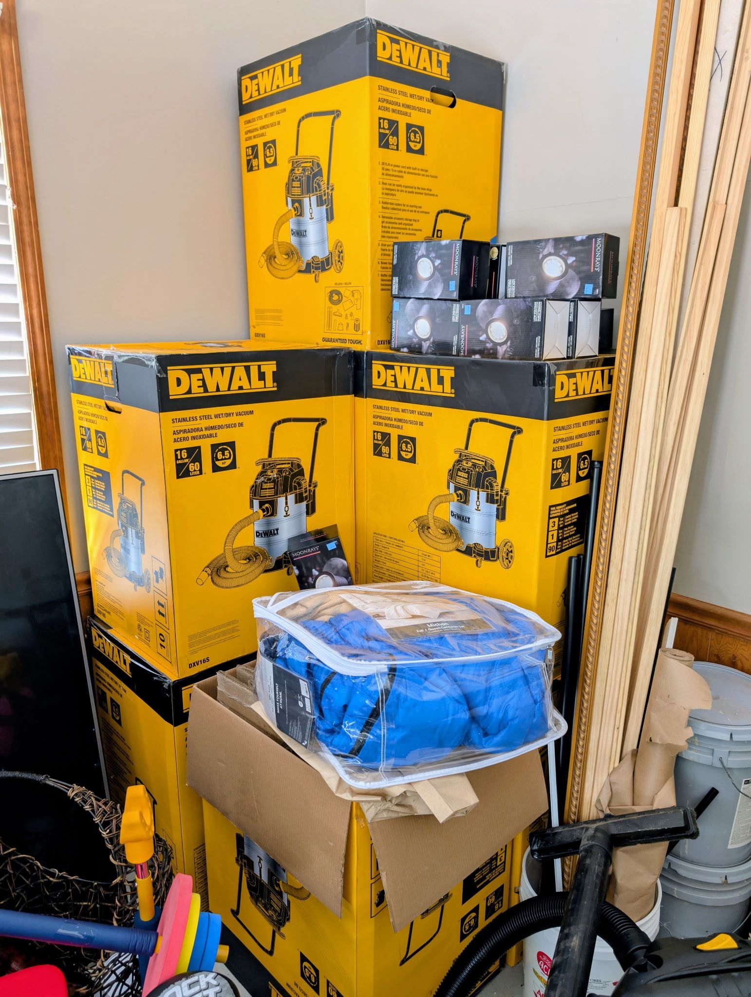 DeWalt stainless steel wet/dry industrial/shop vacumms