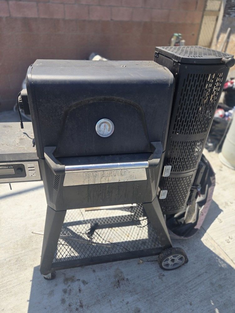 Master built Charcoal Digital WiFi