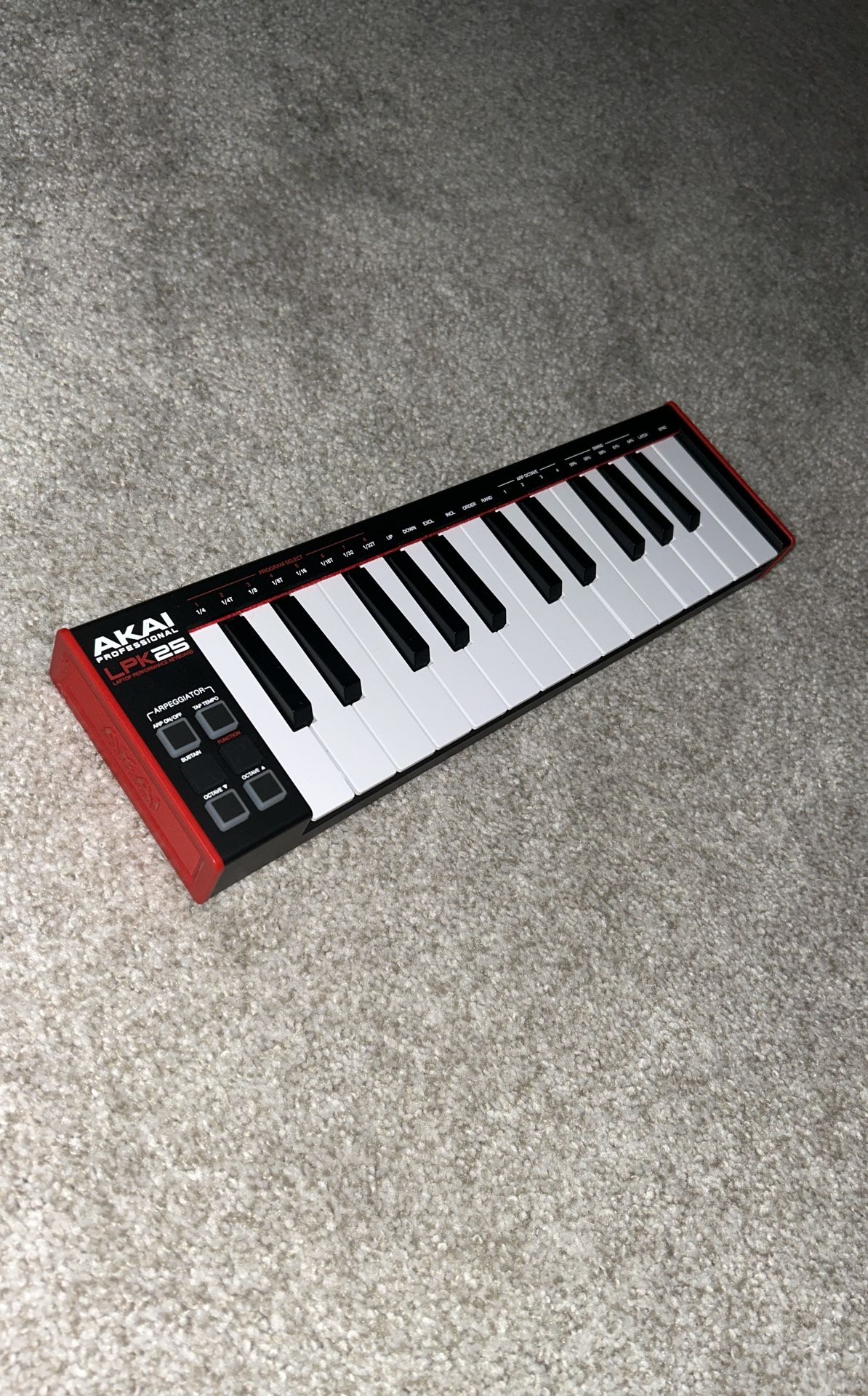 Akai lpk25 Midi Keyboard 