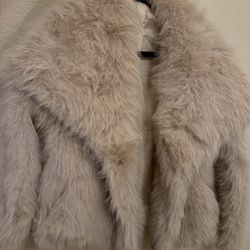 Cropped Faux Fur Jacket – Beige / Neutral – Brand New