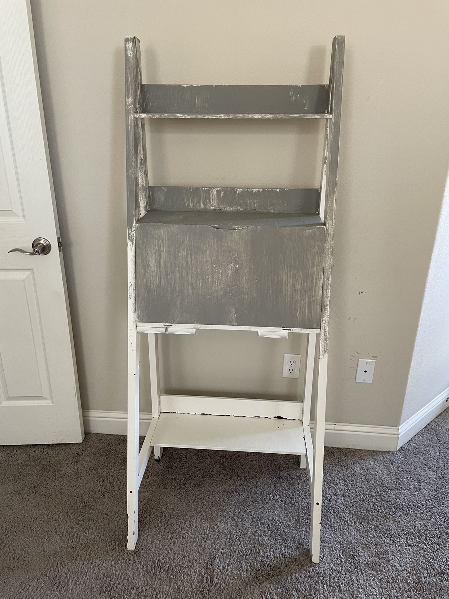 Ladder Computer Desk $35