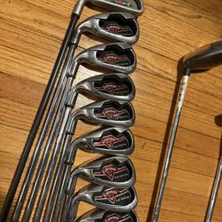 Callaway Big Bertha / Left Handed Golf Club Set / 11 Clubs / 3-SW + 3 Wood & Odyssey Rossie II Putter / Reg Flex