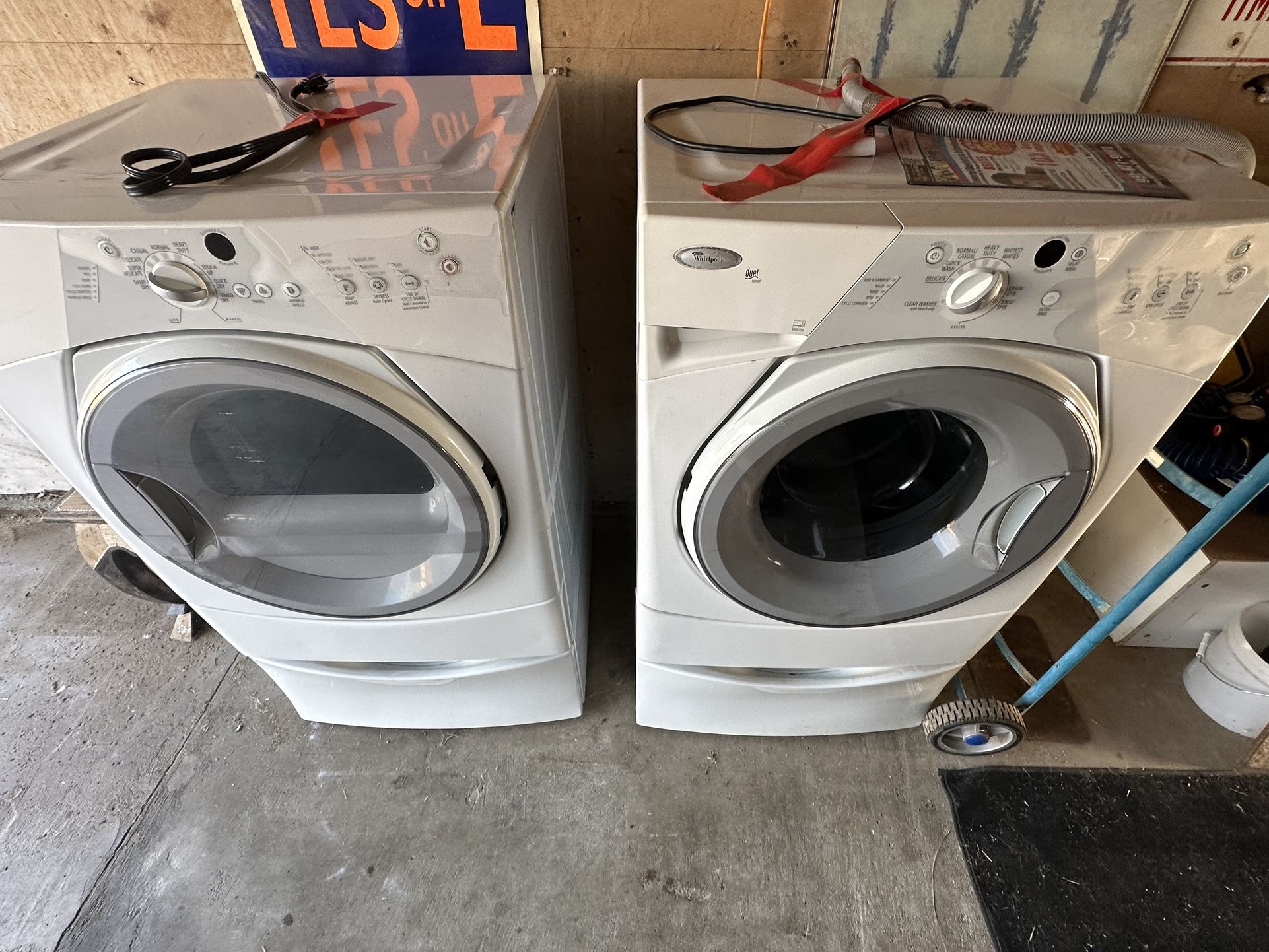 Whirlpool Duet Washer & Dryer Does Not Work for Sale in Riverside, CA