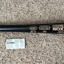 NEW 2005 Chicago White Sox World Series Champions Baseball Bat with Engraved Signatures