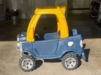 Little Tikes Kid’s Car