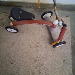 Radio Flyer Vintage Trike Complete
