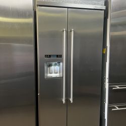 Kitchen Aid 36”Wide Built In Side By Side Refrigerator 