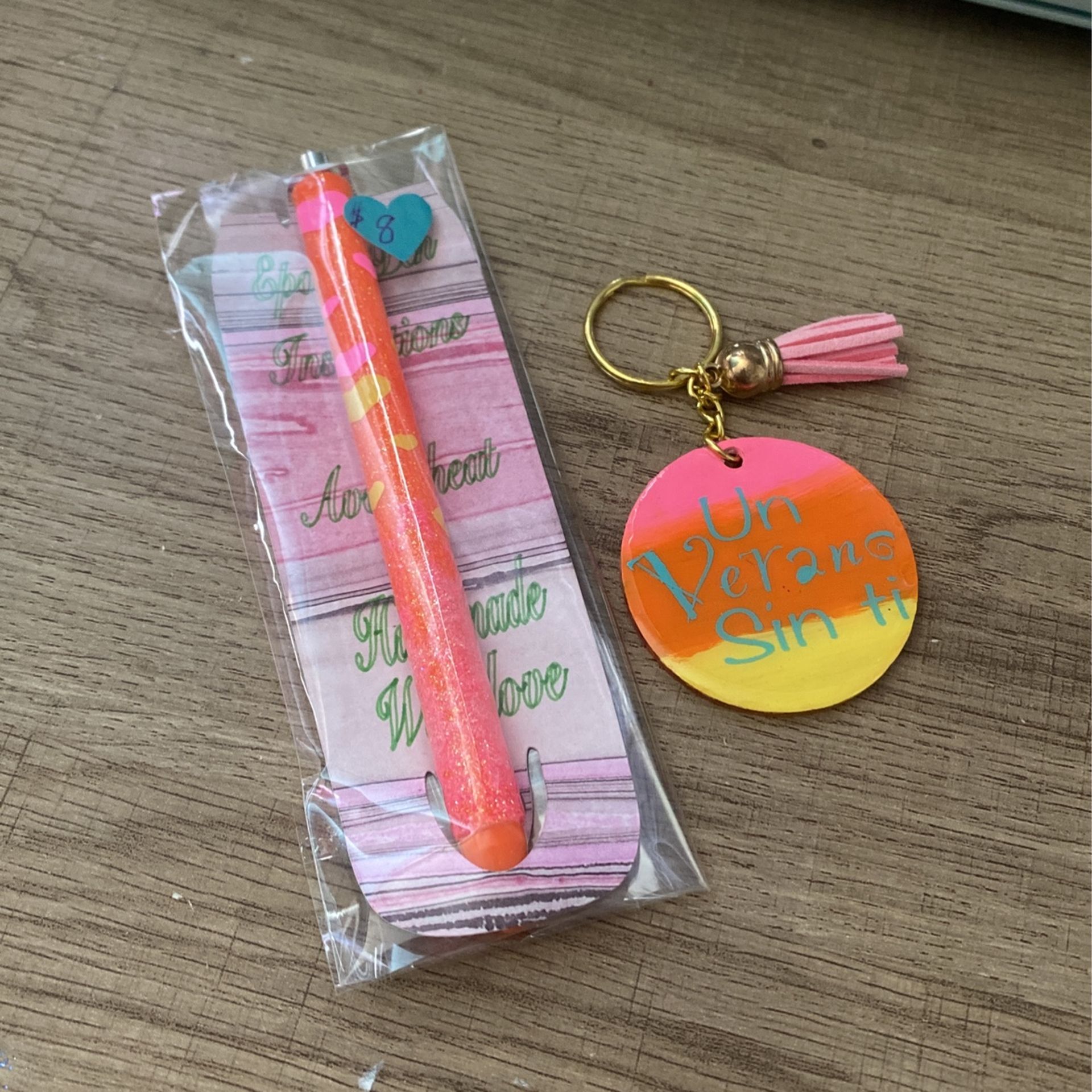 Key Chain And Pen 🖊