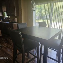 Breakfast Table No Chairs