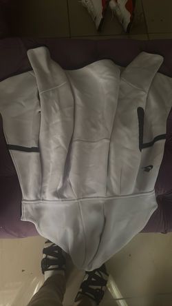 Nike tech