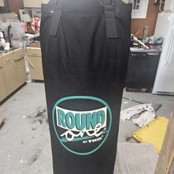 60 Lb Punching Bag