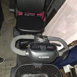Electric wheelchair 