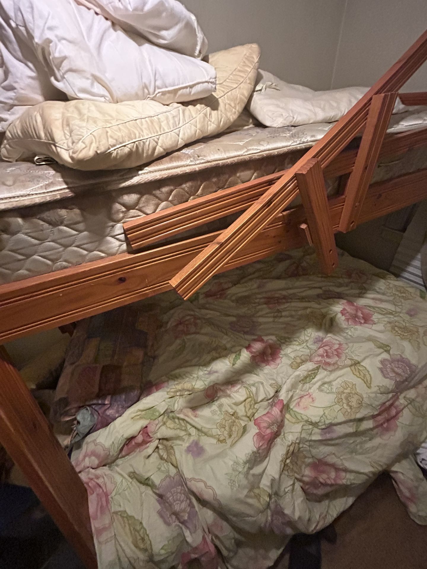 Take Apart Bunk Bed ASAP