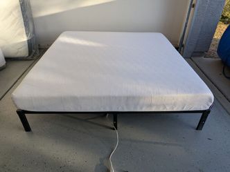 King-size Purple Mattress - Like New