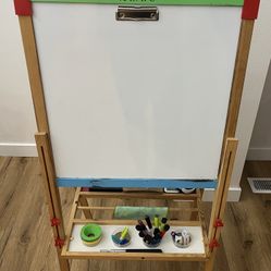 Kid’s Easel 