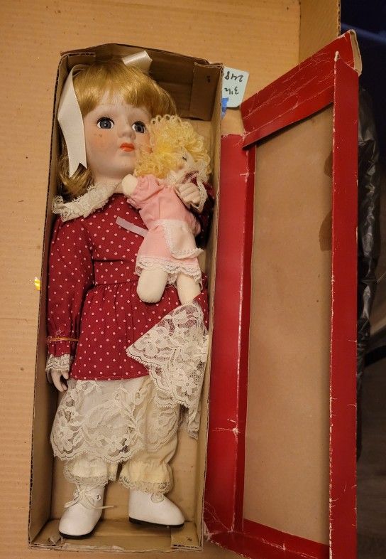 Brinn 'S Porcelain Doll