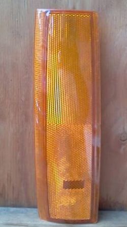 GMC drivers side marker light lens