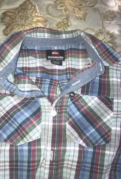 Boys small long sleeve quicksilver shirt