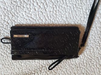 Kenneth Cole wristlet