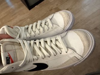 Nike Blazer Mid 77